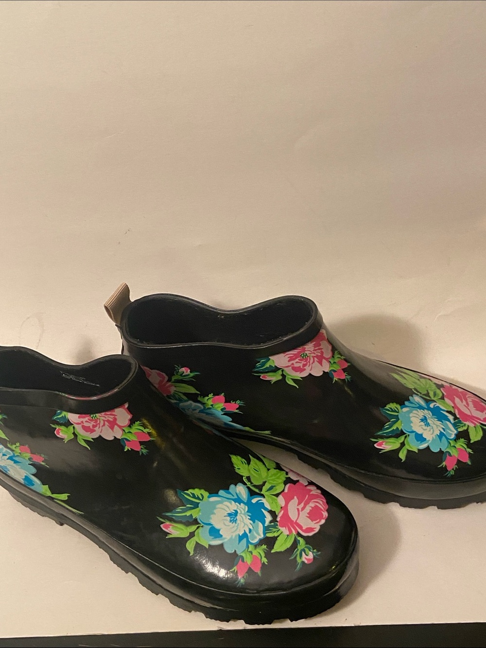 Journee Collection RAINER FLORAL Black Floral Rain Ankle Boots Women Size 8